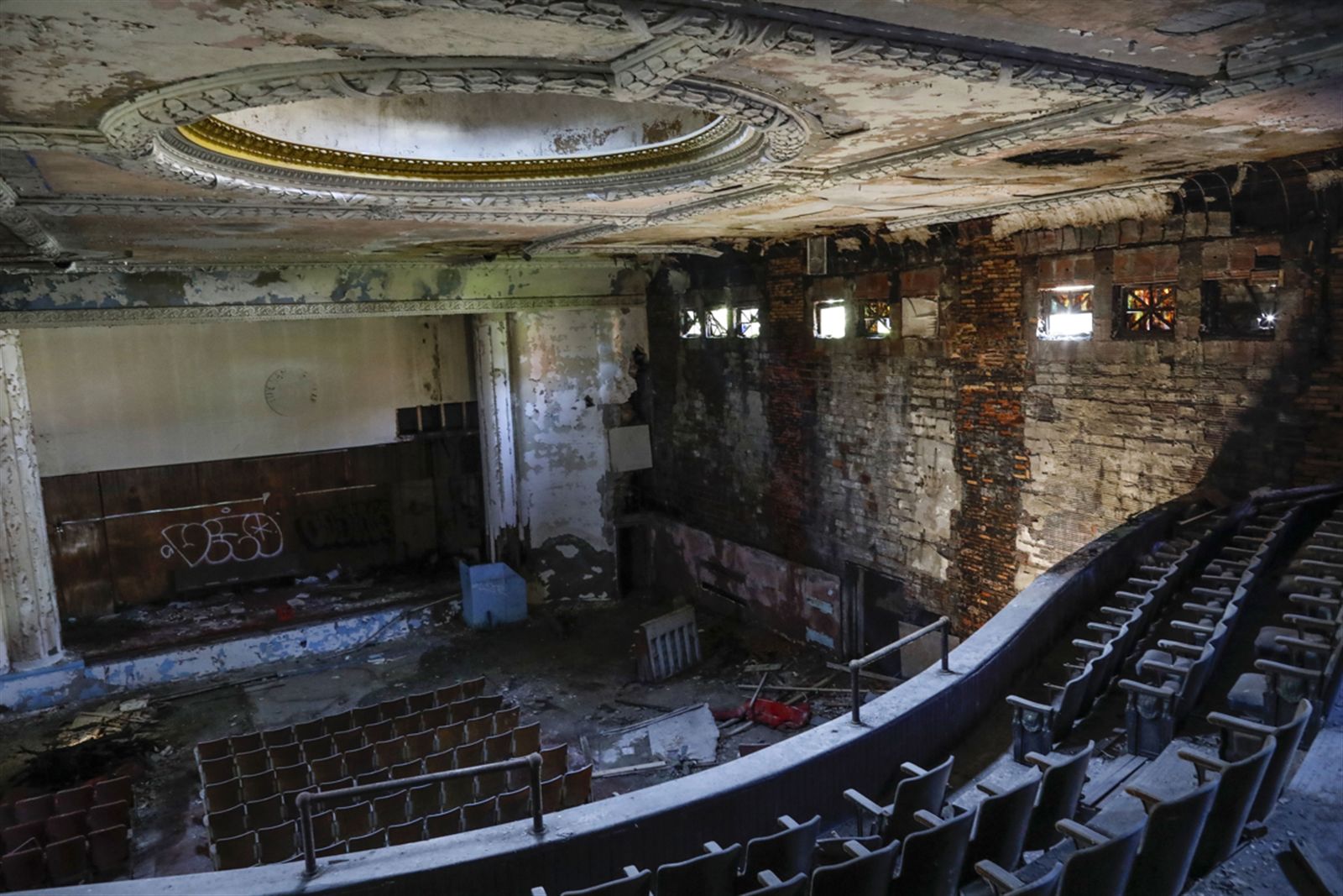 A Closer Look: The once-splendid Beaux-Arts Broadway Theatre